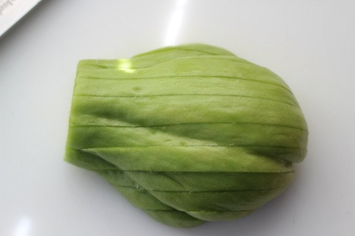 How to cut a chayote squash