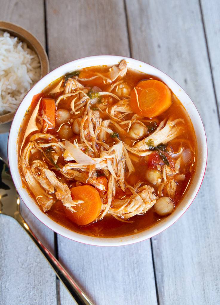 chicken and tomato soup with garbanzo beans and white rice