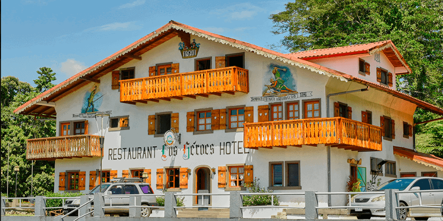 front of hotel los heroes restaurant nuevo arenal costa rica