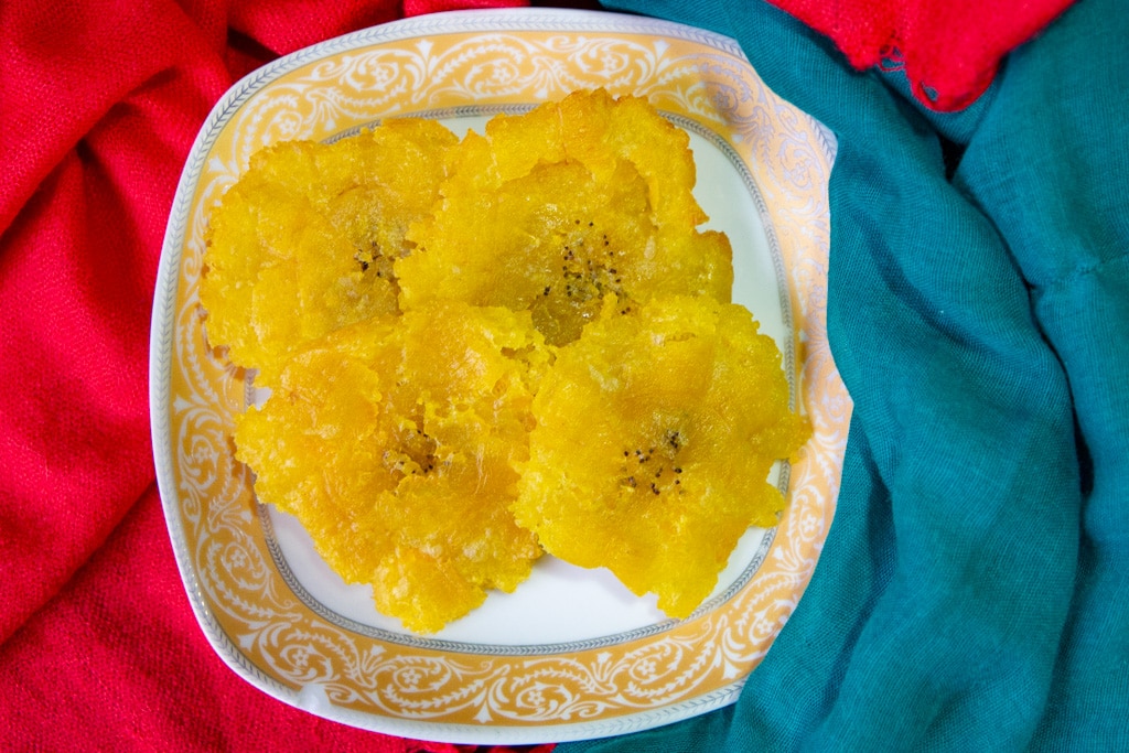 costa rican plantains- patacones with red and blue napkins