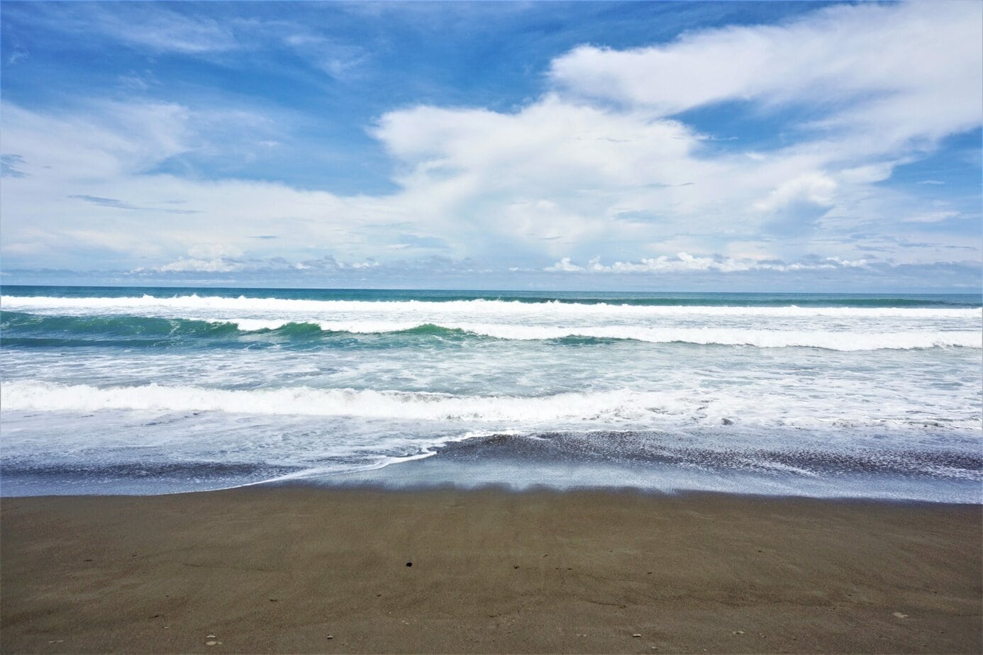 dominical costa rica