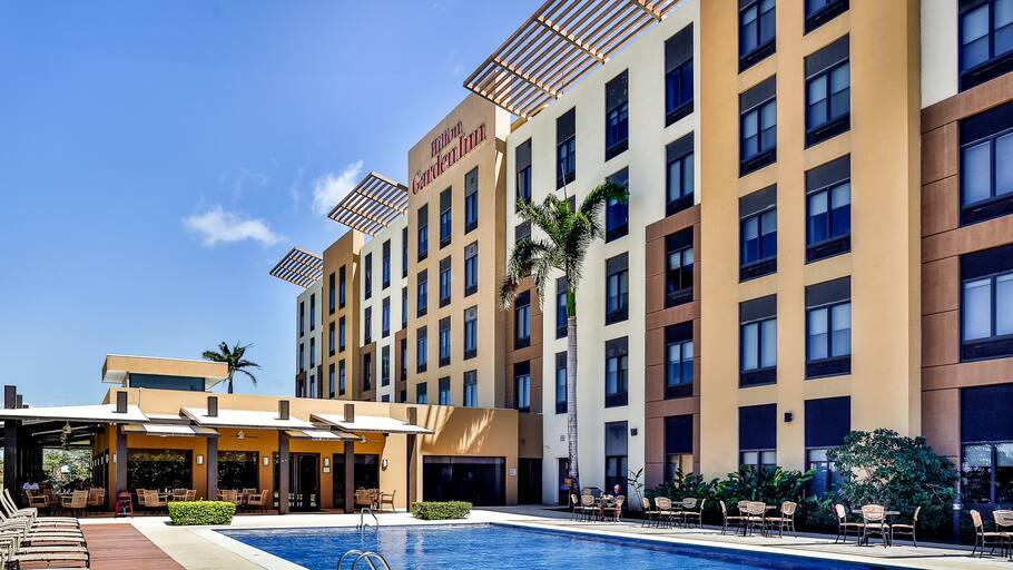 swimming pool at hilton garden inn liberia costa rica