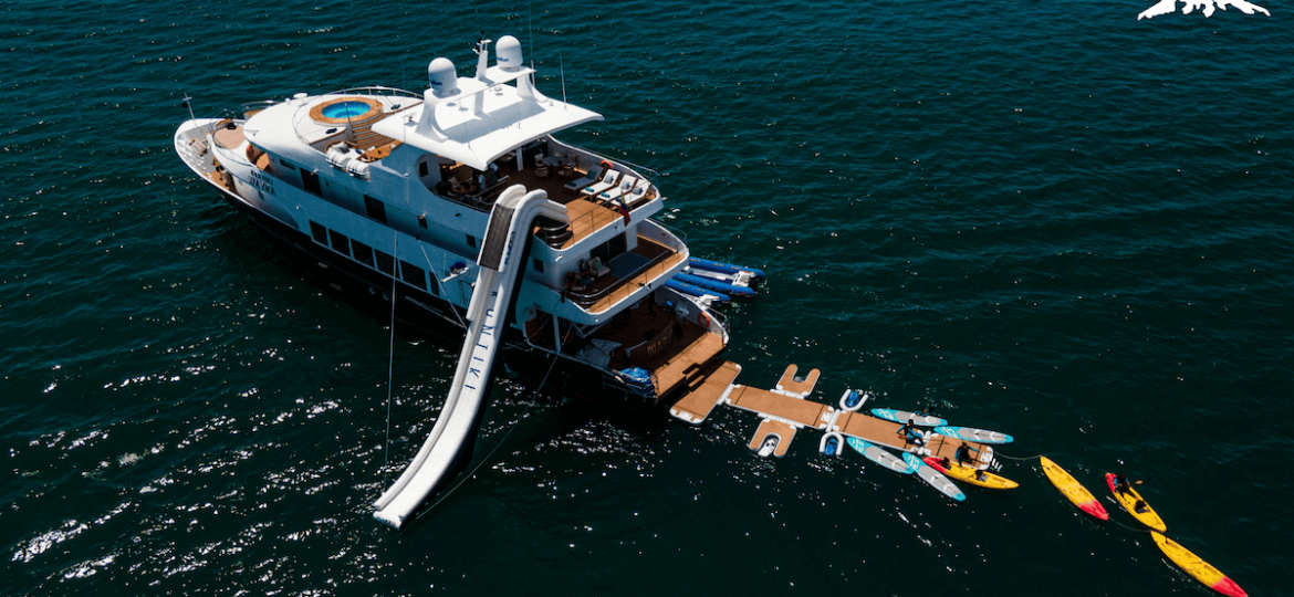 Costa-Rica-Luxury-Cruise