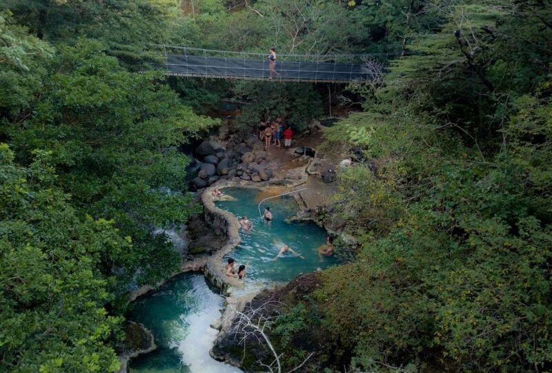 Rio-Negro-Hot-Springs-Hacienda-Guachipelin-1-800x599
